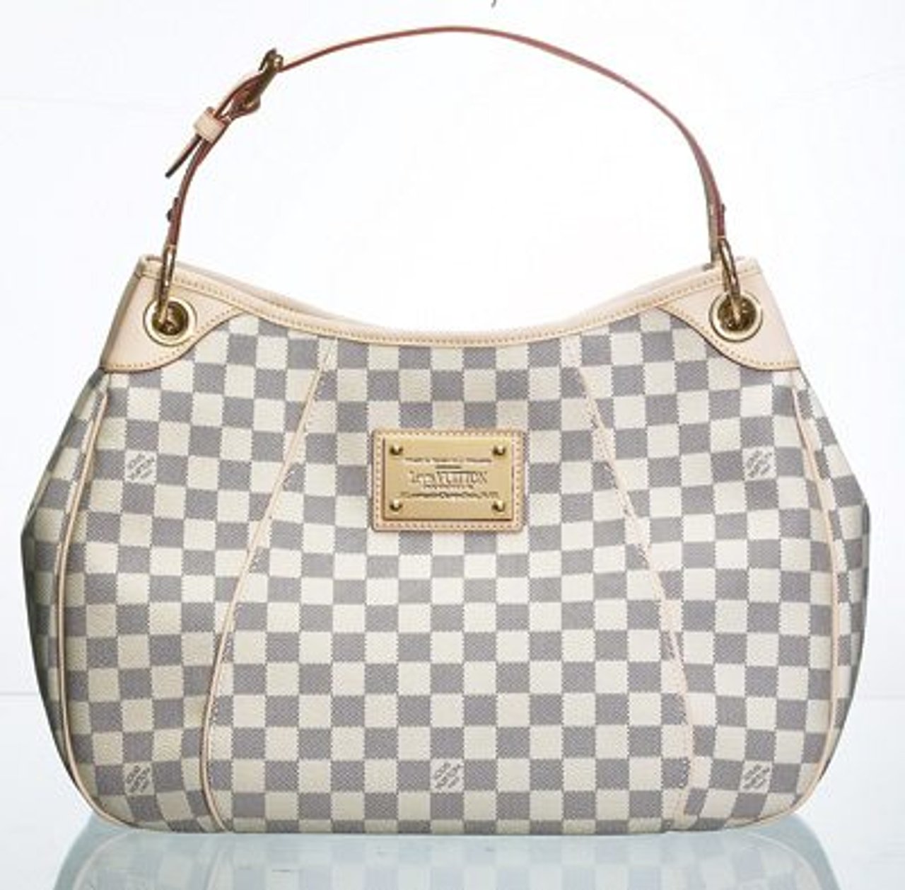 Mixed bags: Our 10 favourite purses right now