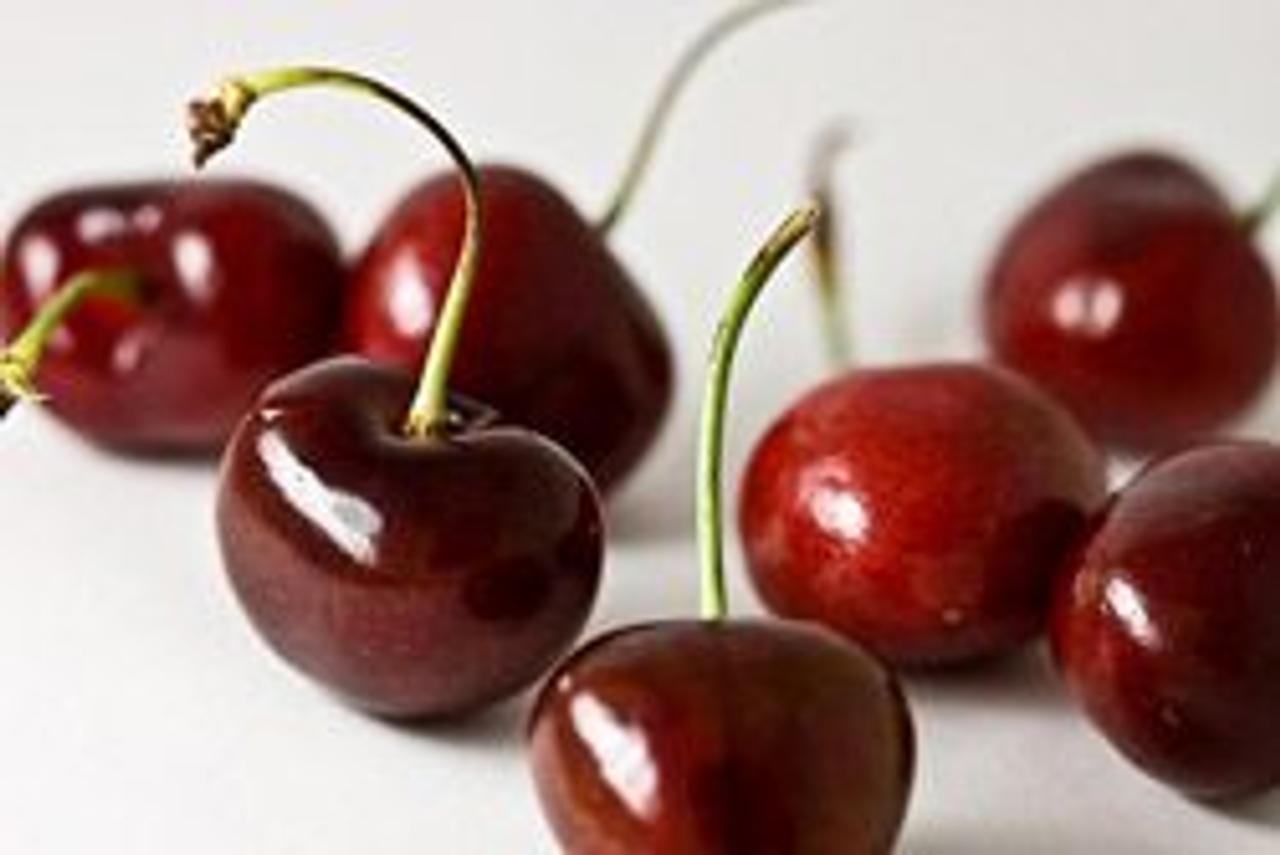 The pits: Ontario cherries will last only three weeks (Photo by bensonkua)