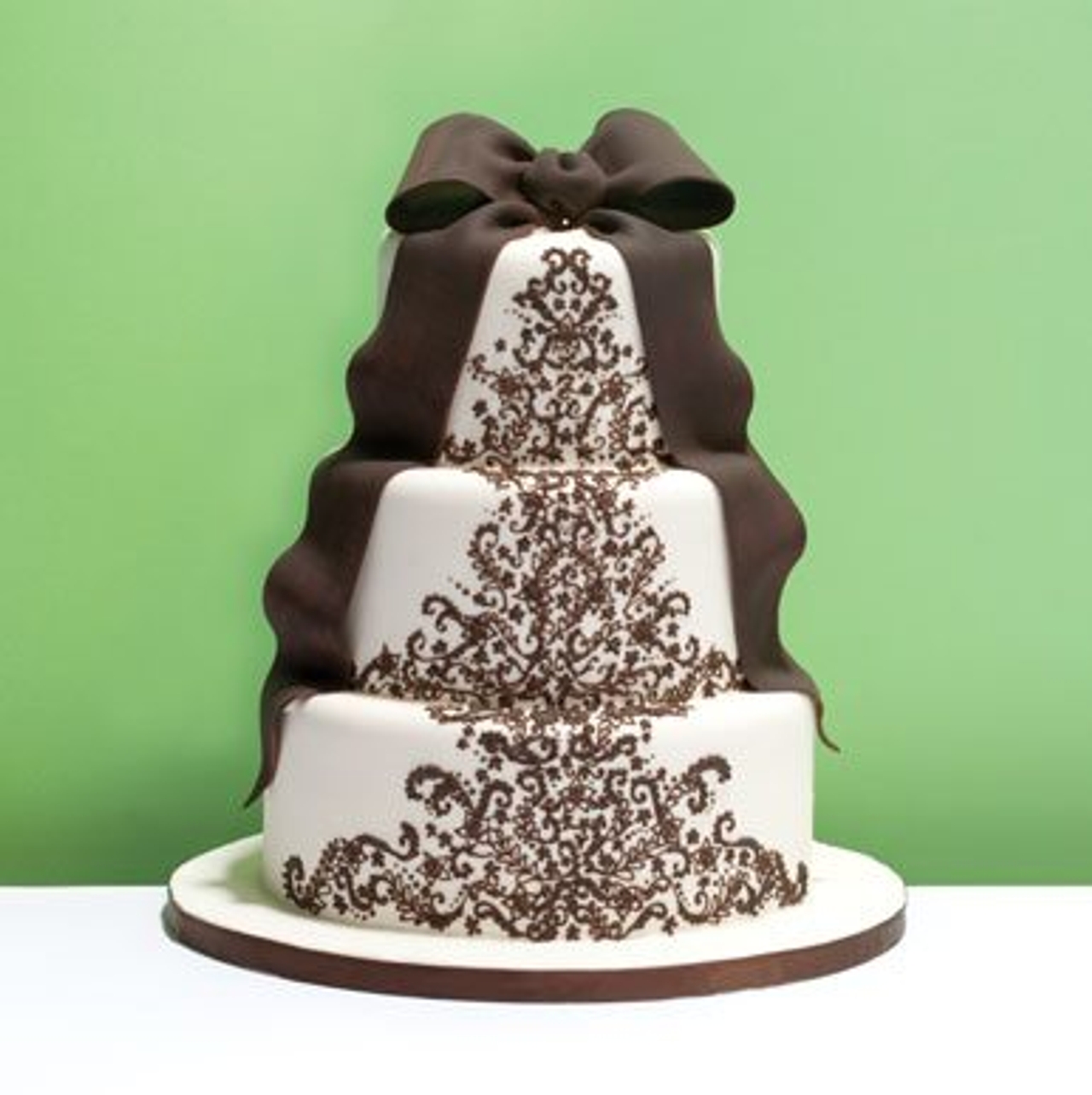 Tiers of joy: 13 spectacular wedding cakes