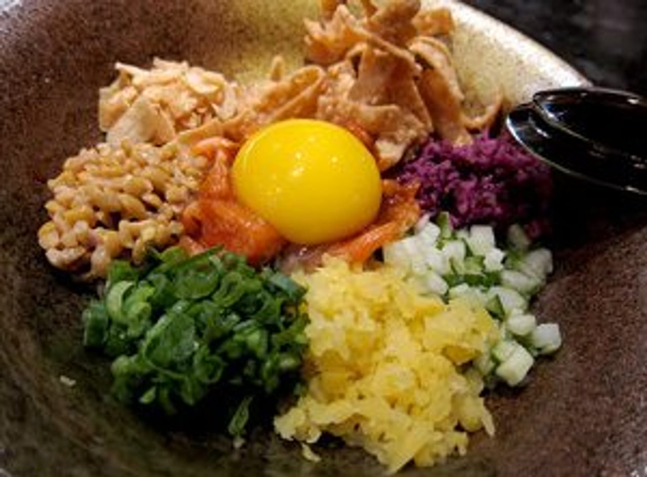 Guu's salmon natto yukke (Photo by Jen Chan)