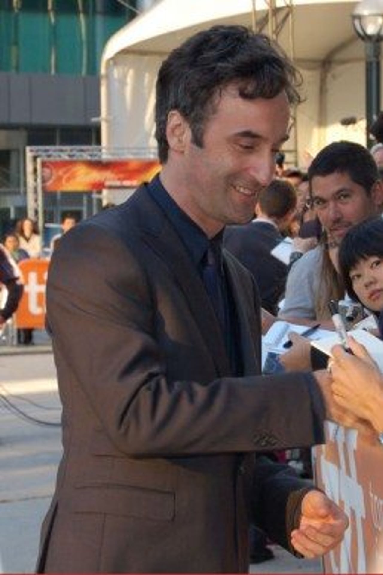 Stellar McKellar pleases his fans at TIFF (Photo by Karon Liu)