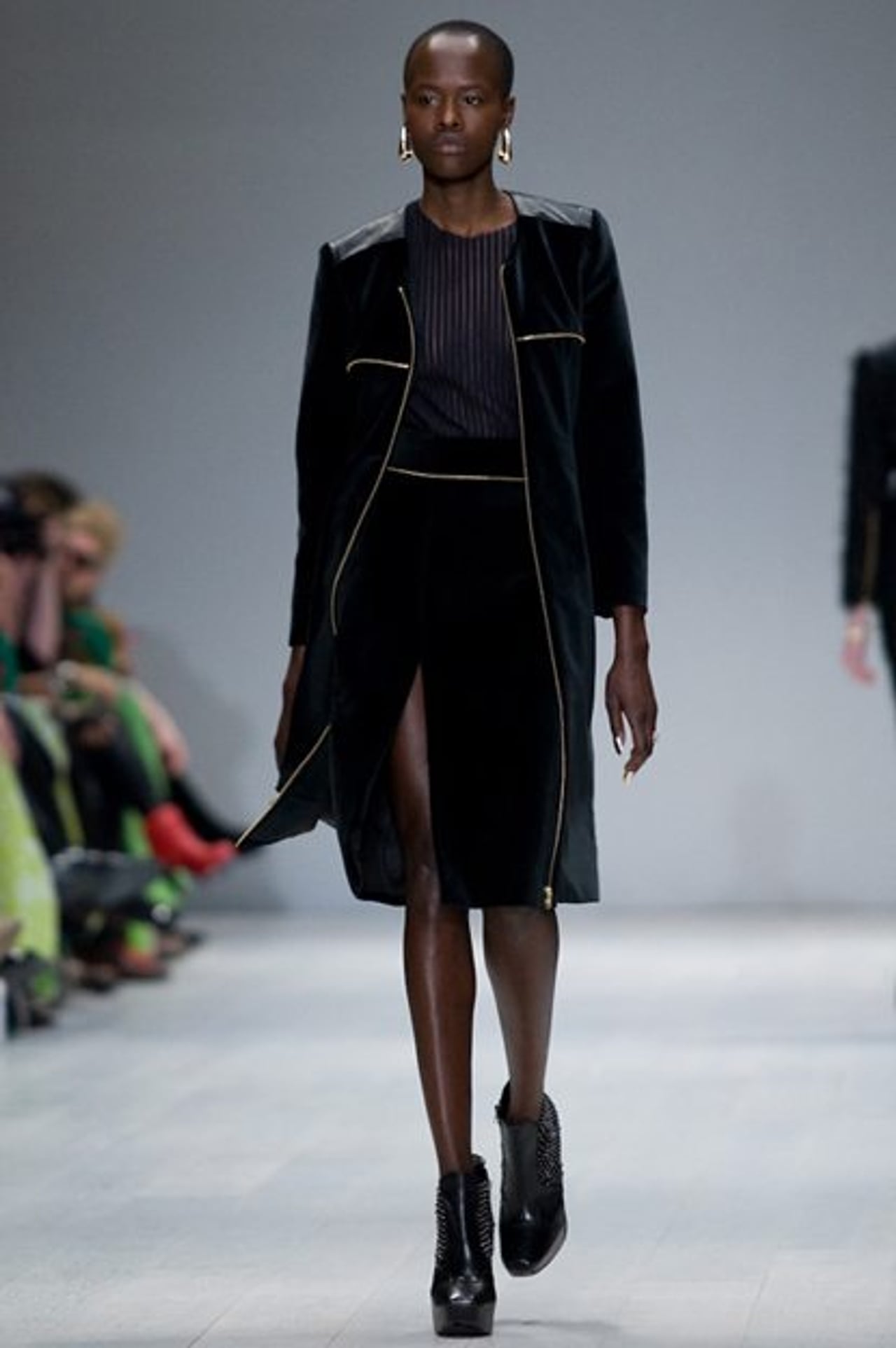 PHOTO GALLERY: see Amanda Lew Kee’s fall/winter 2011 collection