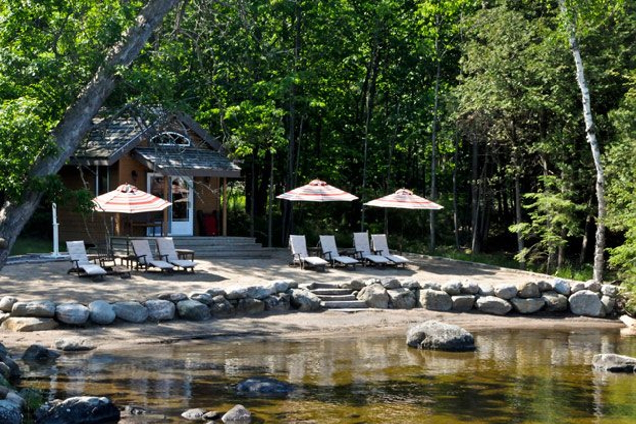 Cottage of the Week: $5 million for a giant lakeside property