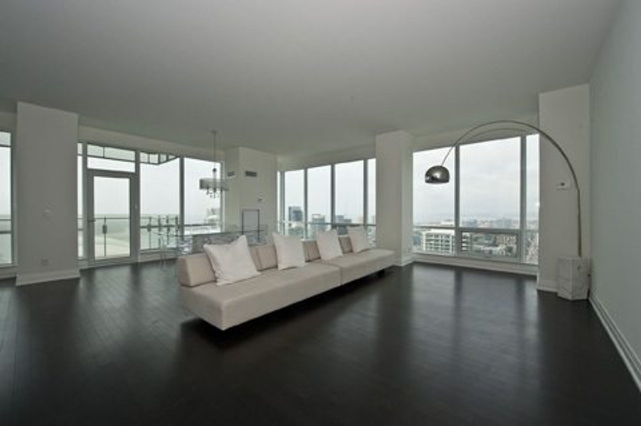 House of the Week: $1.9 million for a condo atop the TIFF Bell Lightbox