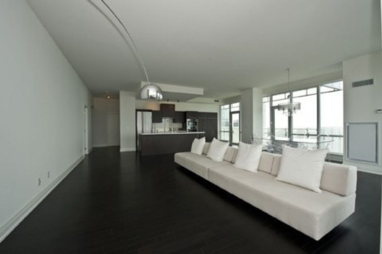 House of the Week: $1.9 million for a condo atop the TIFF Bell Lightbox