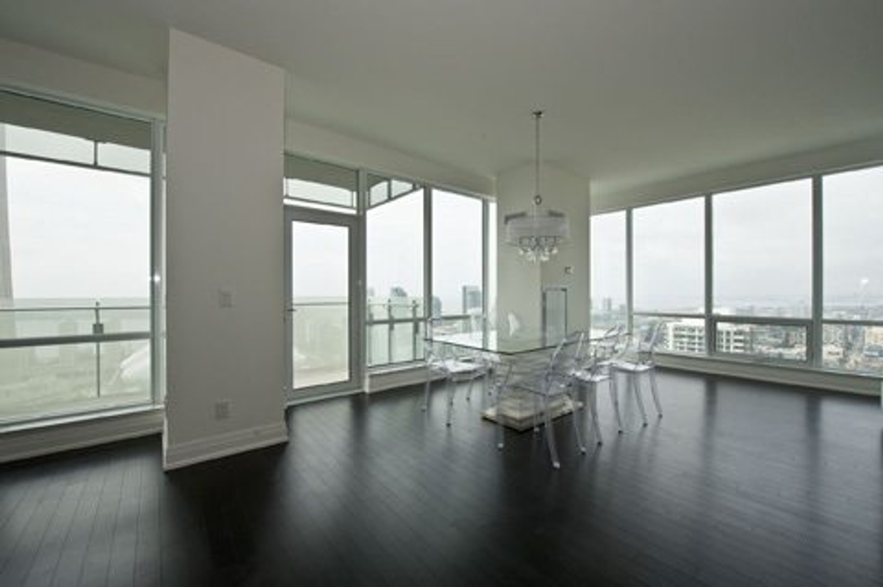 House of the Week: $1.9 million for a condo atop the TIFF Bell Lightbox