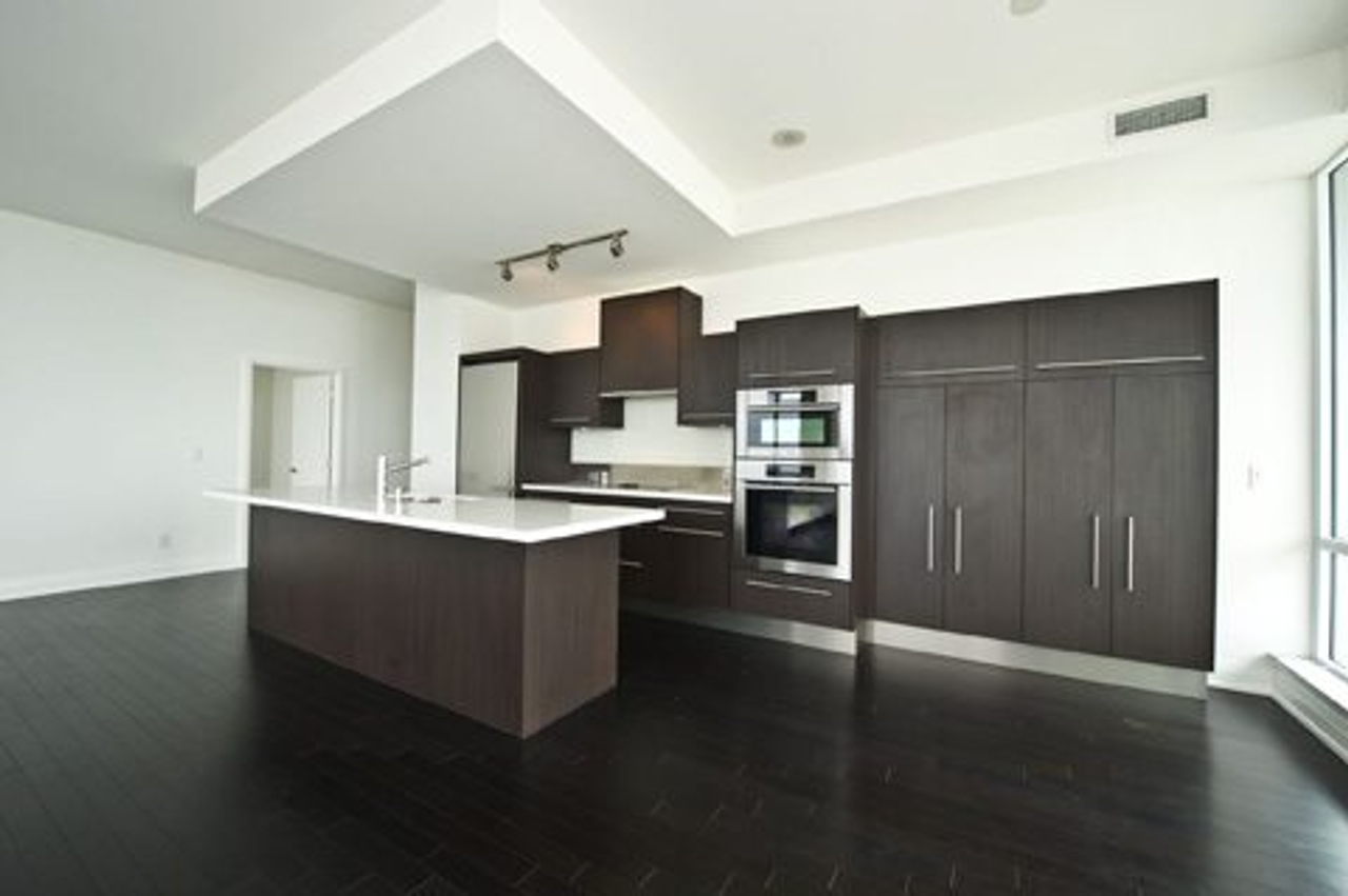 House of the Week: $1.9 million for a condo atop the TIFF Bell Lightbox