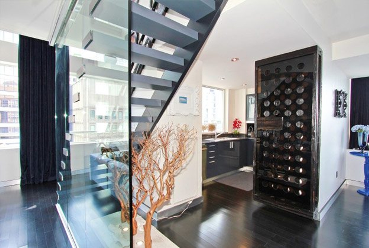 House of the Week: $1 million for a Yorkville sub-penthouse condo that’s styled like a clubland lounge