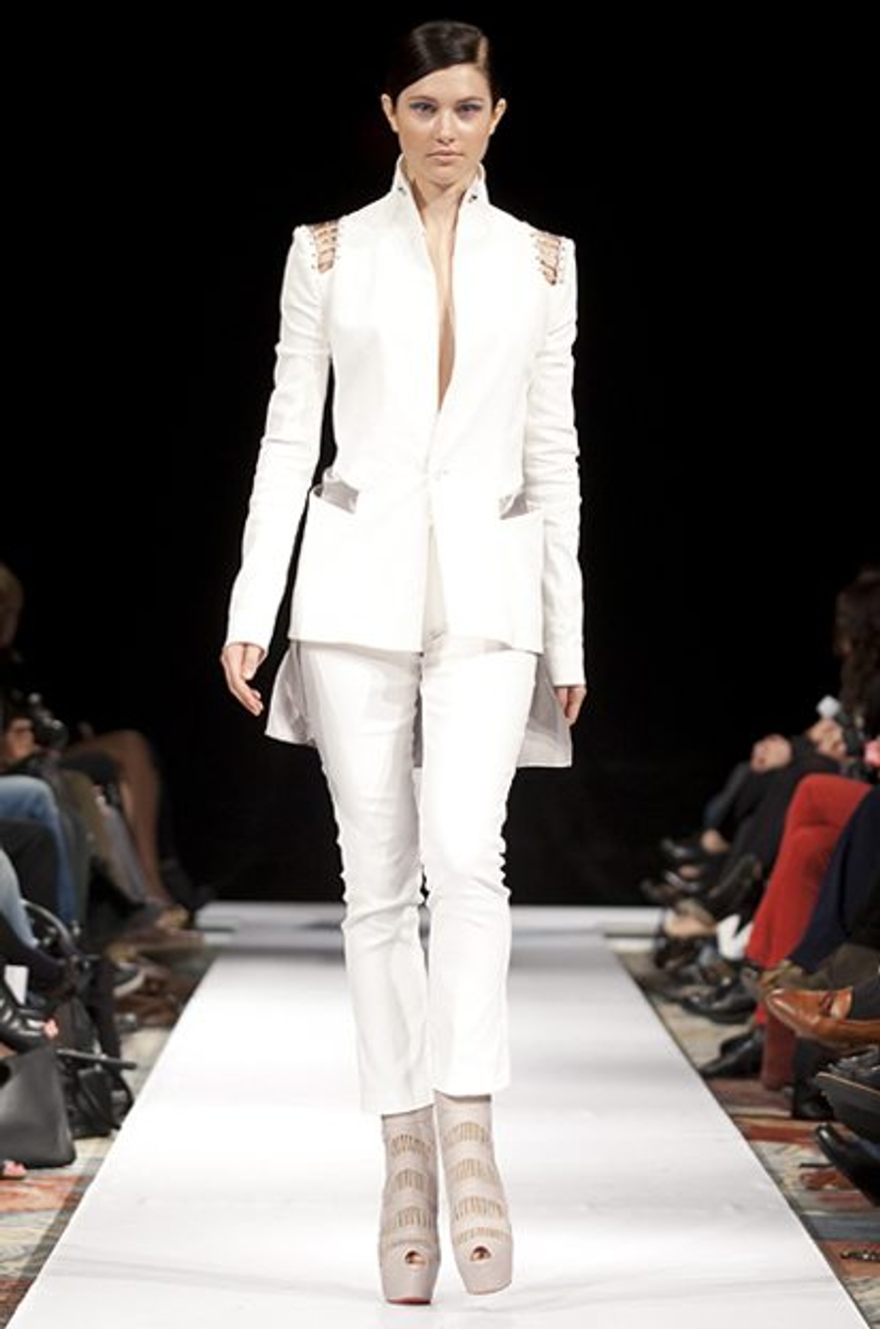 Todd Lynn packs the house at the Ritz-Carlton for the last runway of “the ShOws” series