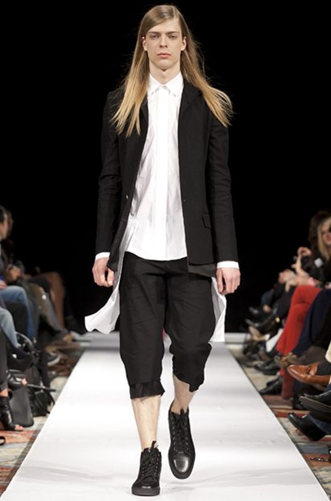 Todd Lynn packs the house at the Ritz-Carlton for the last runway of “the ShOws” series