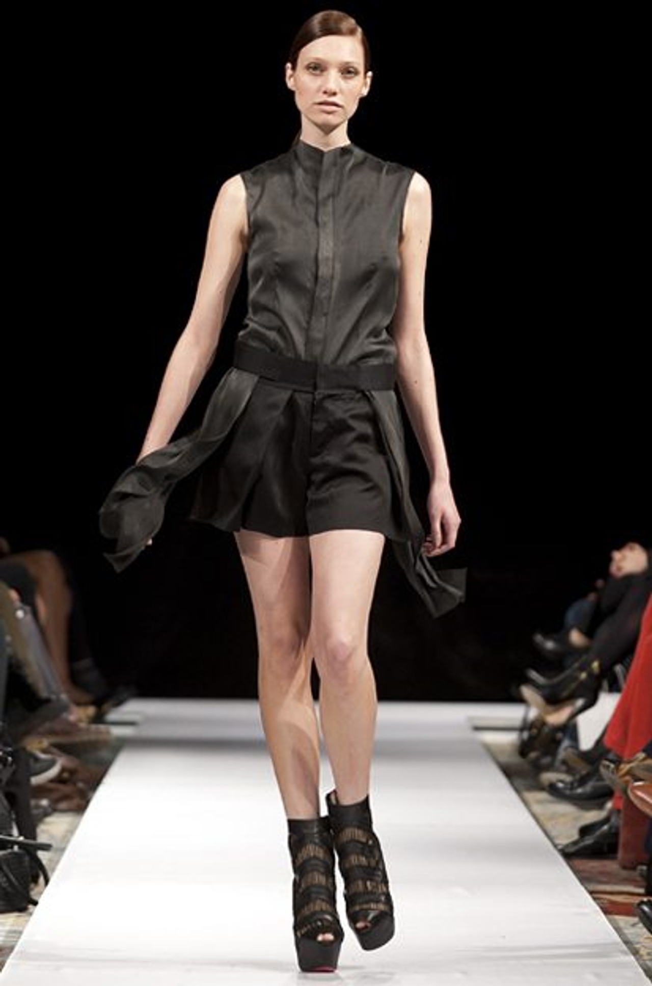 Todd Lynn packs the house at the Ritz-Carlton for the last runway of “the ShOws” series