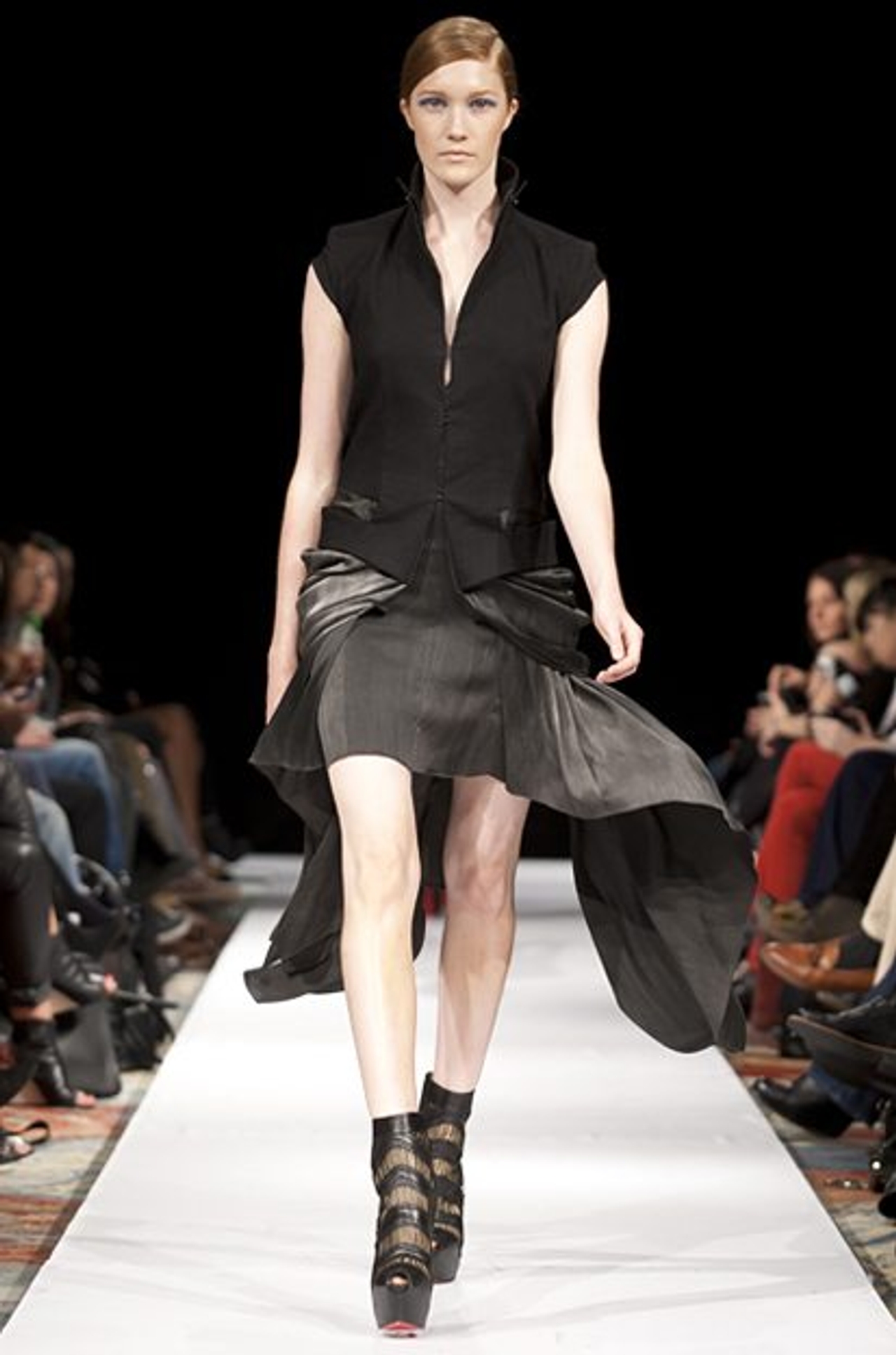 Todd Lynn packs the house at the Ritz-Carlton for the last runway of “the ShOws” series