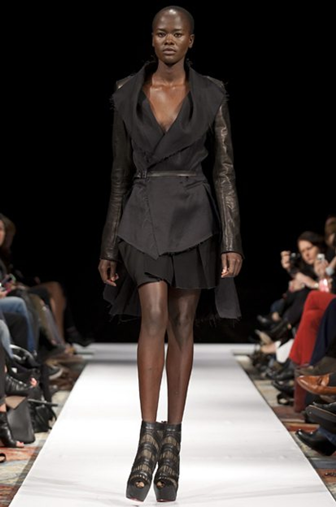Todd Lynn packs the house at the Ritz-Carlton for the last runway of “the ShOws” series