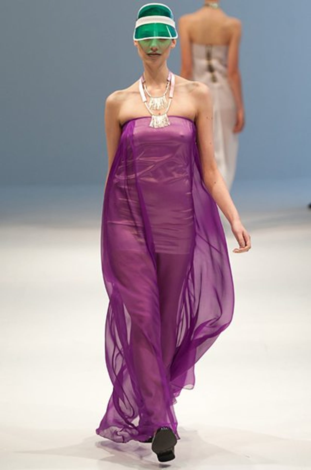 Gallery: 16 looks from Amanda Lew Kee’s all-grown-up spring/summer 2012 collection
