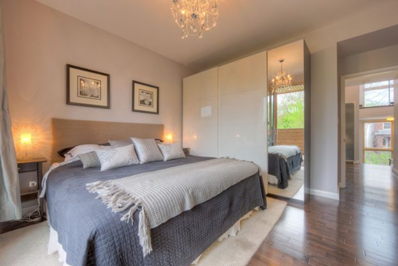House of the Week: $1.2 million for a modern, eco-conscious home in Hillcrest Park