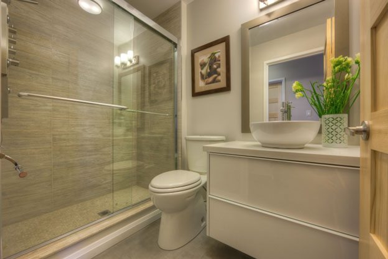 House of the Week: $1.2 million for a modern, eco-conscious home in Hillcrest Park
