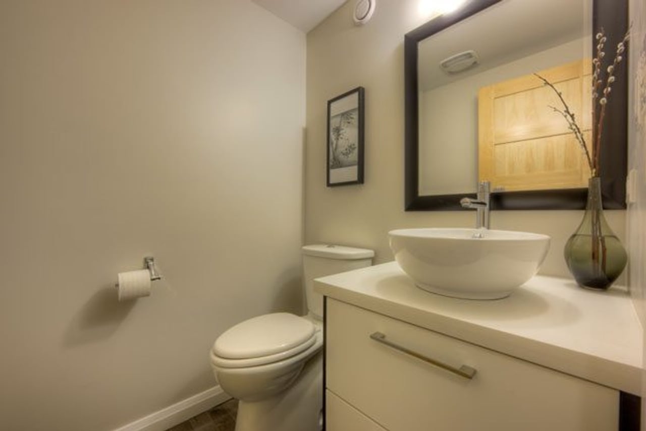 House of the Week: $1.2 million for a modern, eco-conscious home in Hillcrest Park