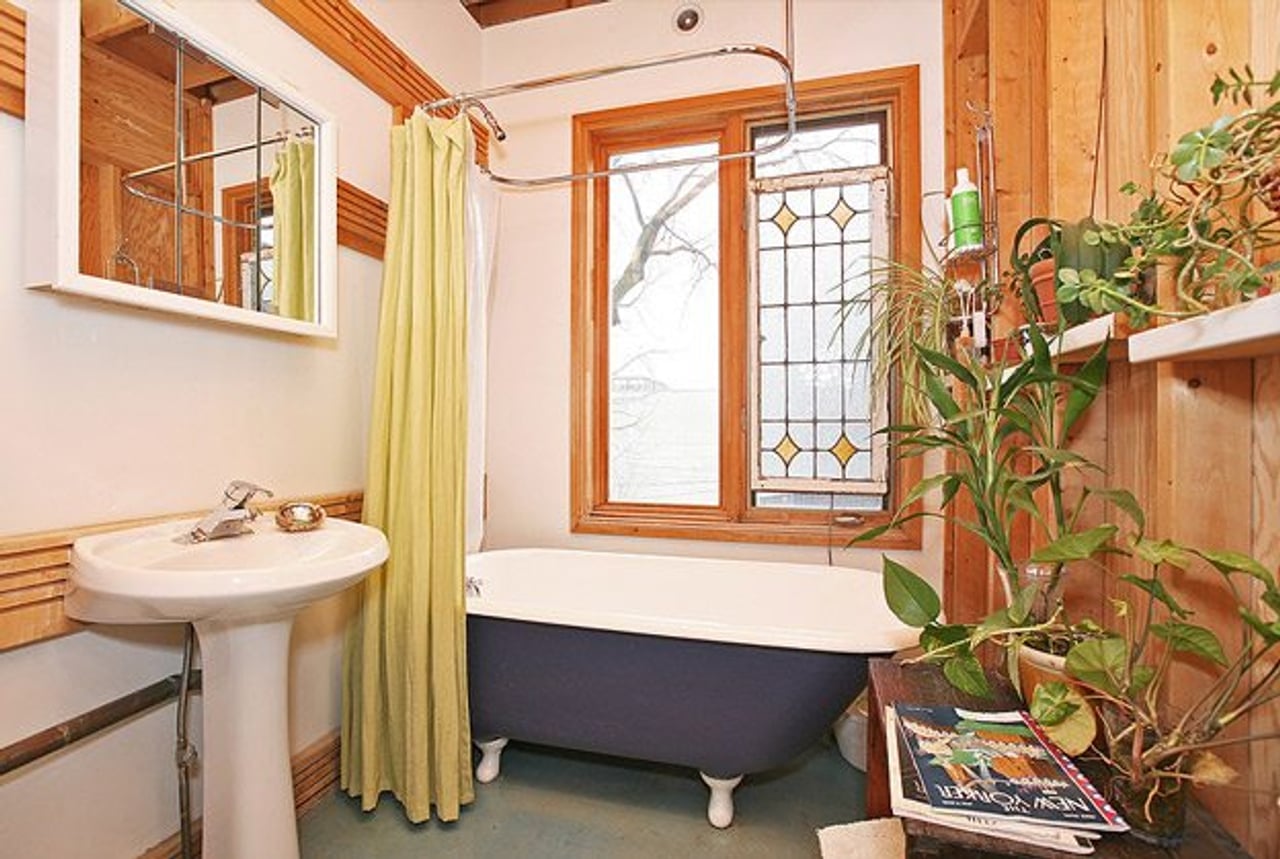 House of the Week: $349,000 for architect Rohan Walters’ colourful Coxwell tower