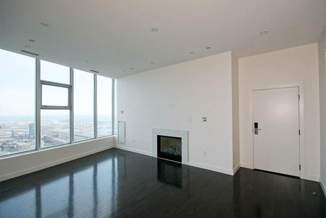 Condomonium: $2.5 million for a three-level penthouse in the middle of the Financial District