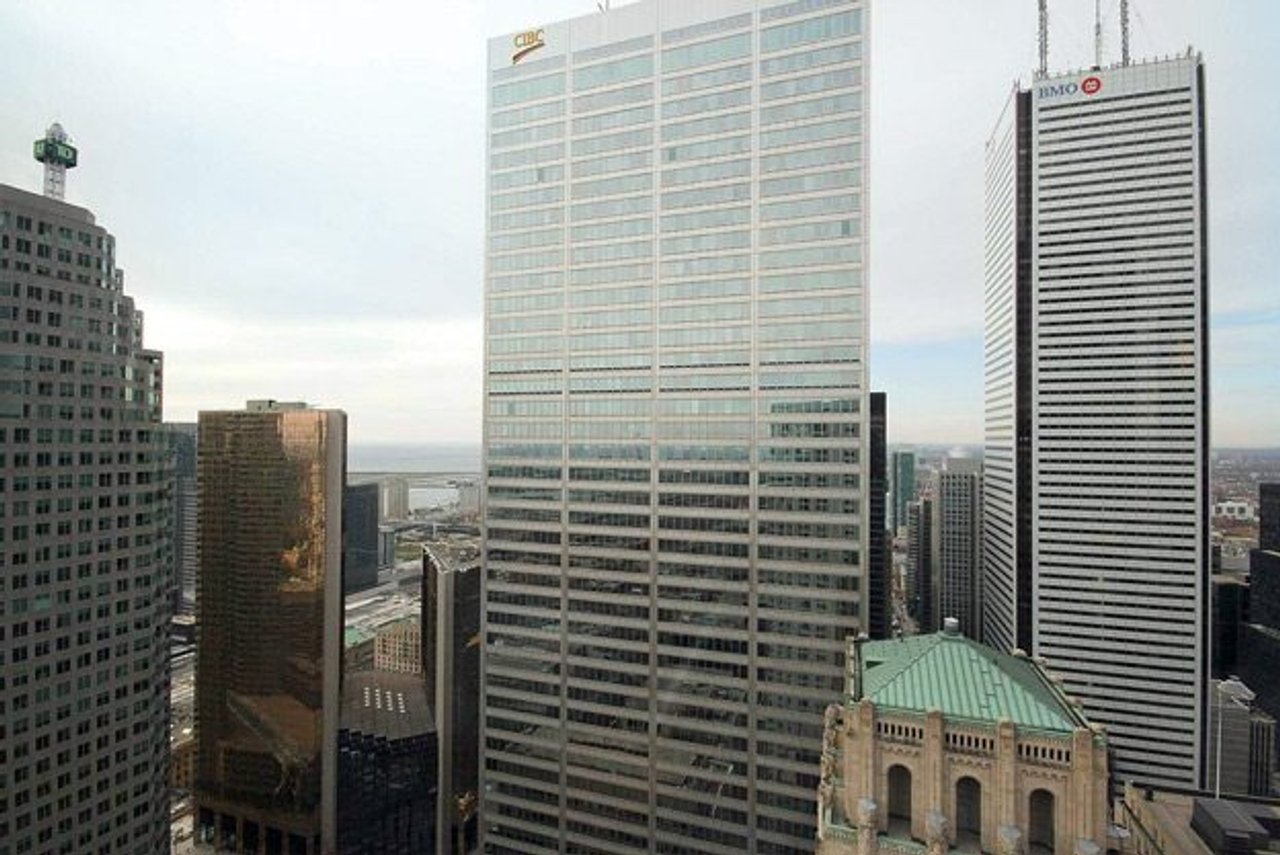Condomonium: $2.5 million for a three-level penthouse in the middle of the Financial District