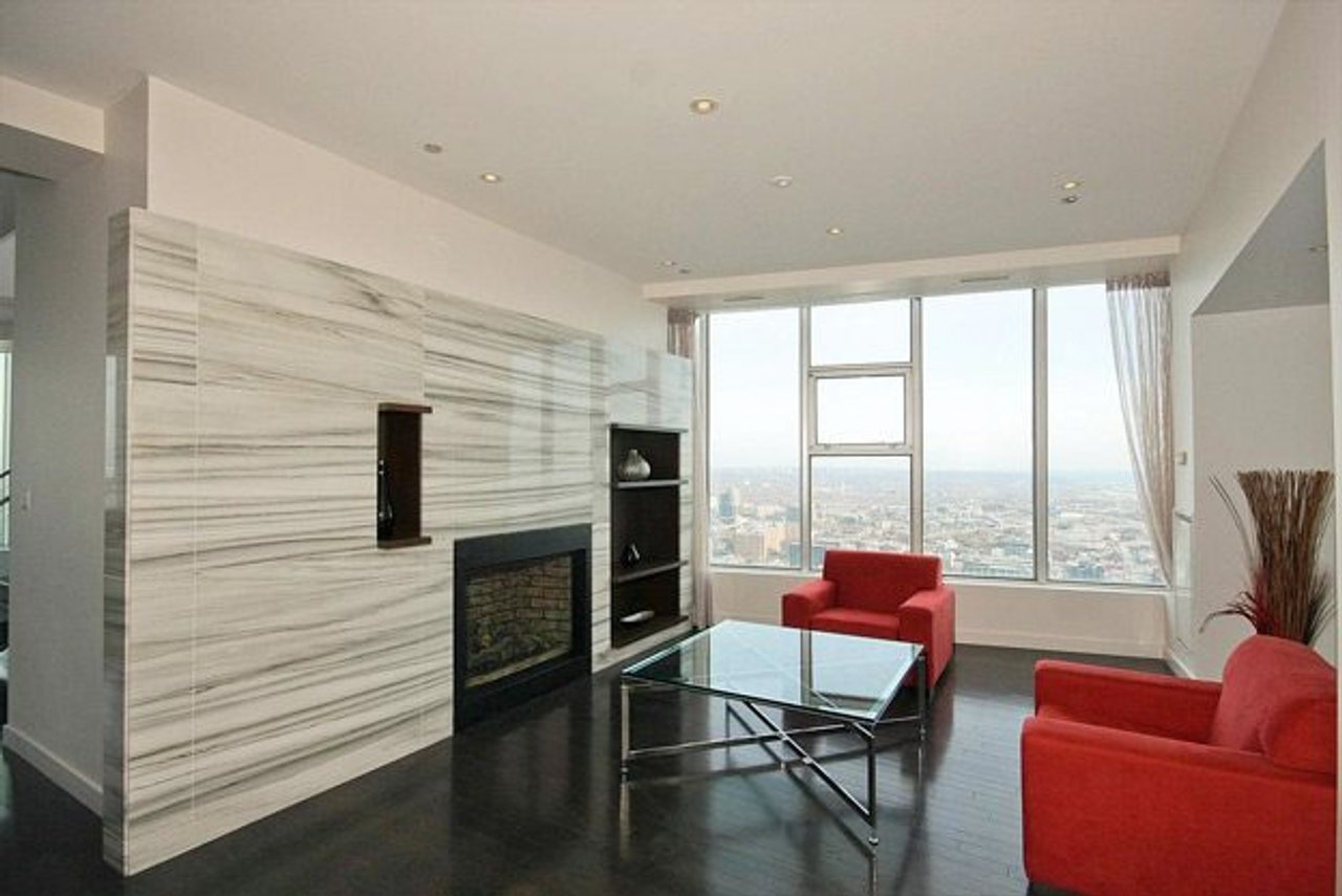 Condomonium: $2.5 million for a three-level penthouse in the middle of the Financial District