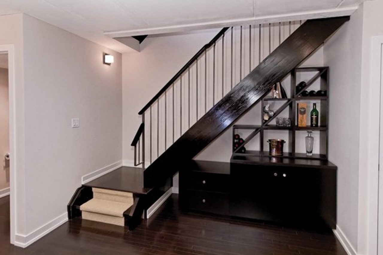 1100 Lansdowne Avenue, Unit 327