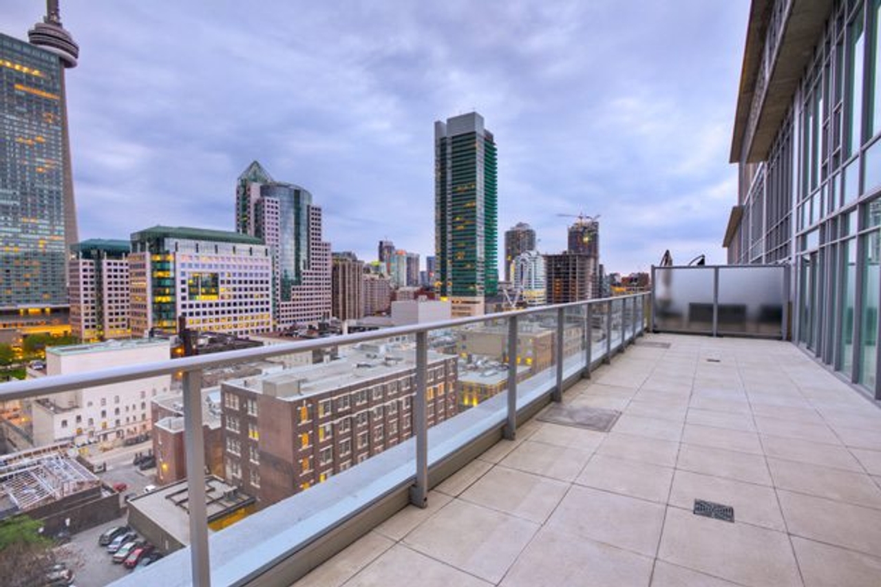 21 Nelson Street, Unit Uph18