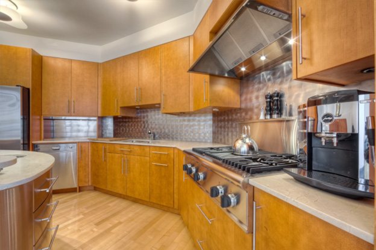 3 McAlpine Street, Unit 508