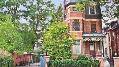 House of the Week: $4.4 million for an Annex period home with a rooftop hot tub