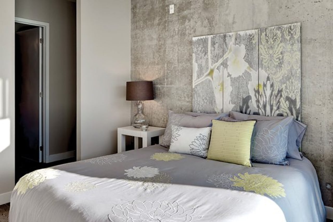 25 Stafford Street, Penthouse 906