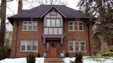 House of the Week: $2.9 million for a classy family home in The Beach