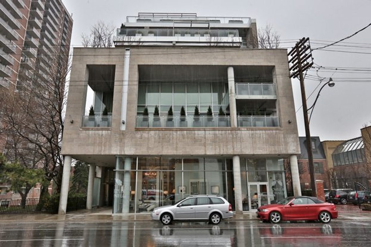 Condo of the Week: 238 Davenport Road, Unit 302