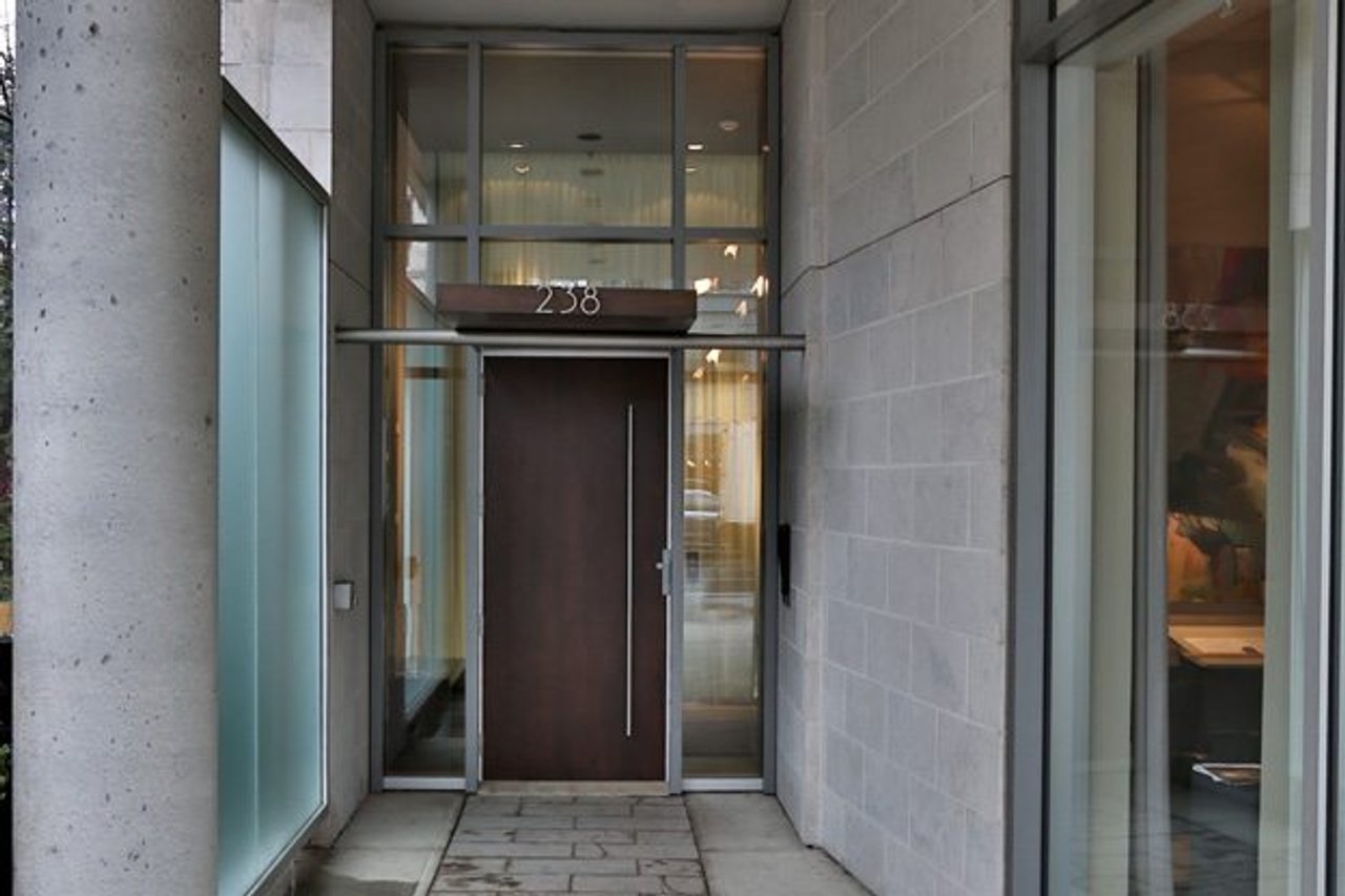 Condo of the Week: 238 Davenport Road, Unit 302