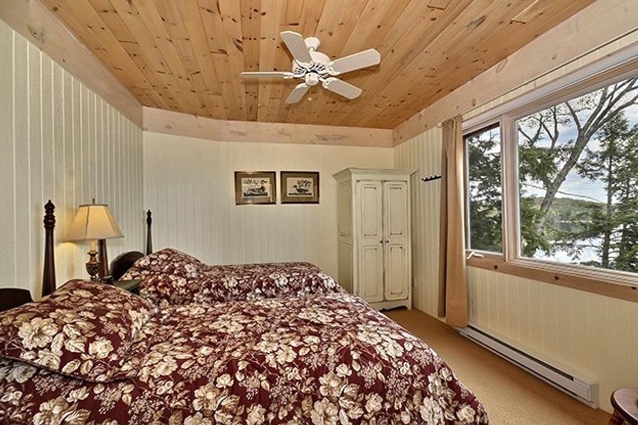 Cottage of the Week: 1983 South Portage Road