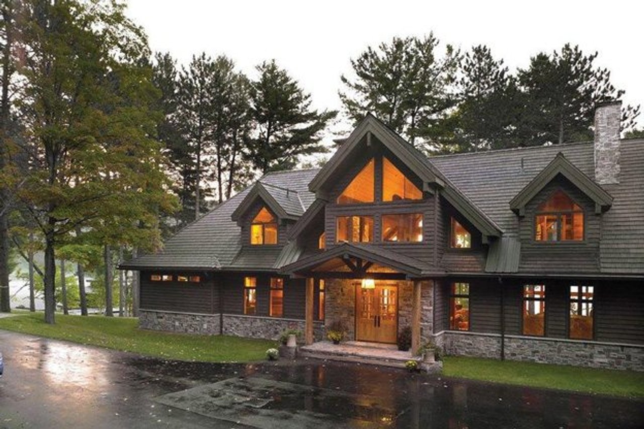 Cottage of the Week: 1587 Seabreeze Road