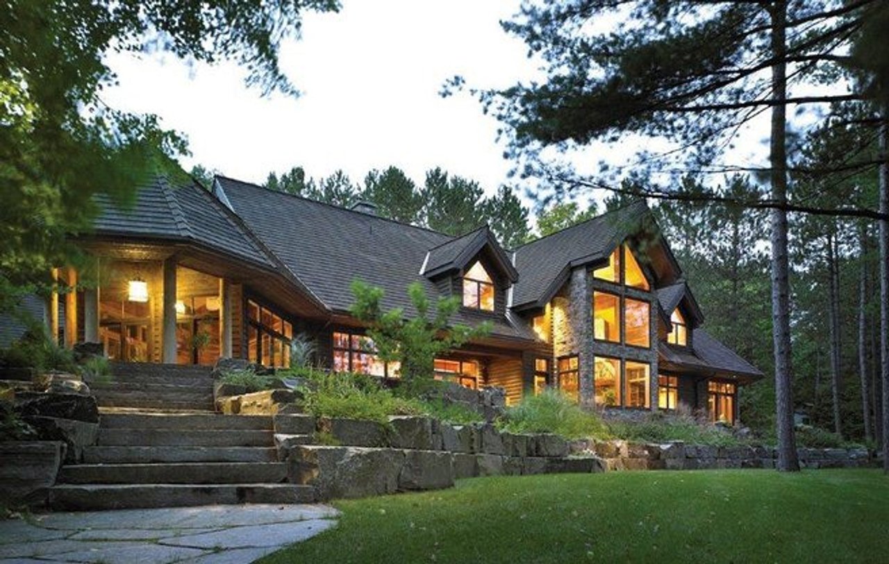 Cottage of the Week: 1587 Seabreeze Road