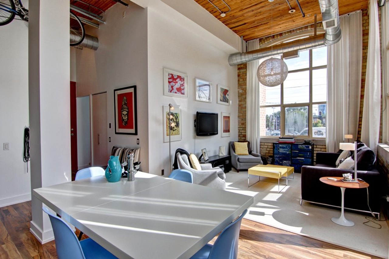 Condo of the Week: 736 Dundas Street East