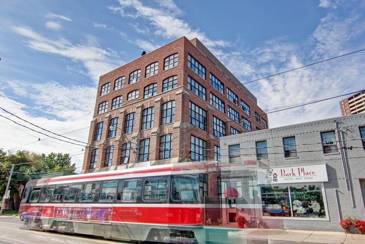 Condo of the Week: 736 Dundas Street East