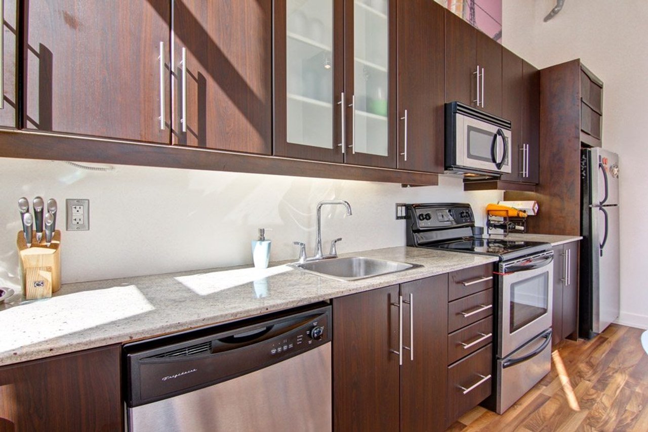 Condo of the Week: 736 Dundas Street East