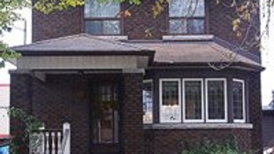 Sale of the Week: an $801,000 High Park fixer-upper shows that Toronto still loves the classics