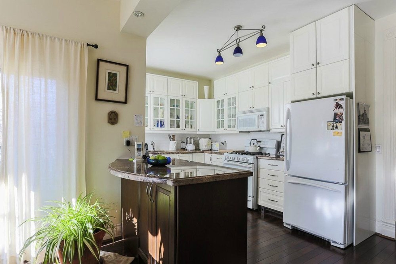 Sale of the Week: 432 Markham Street