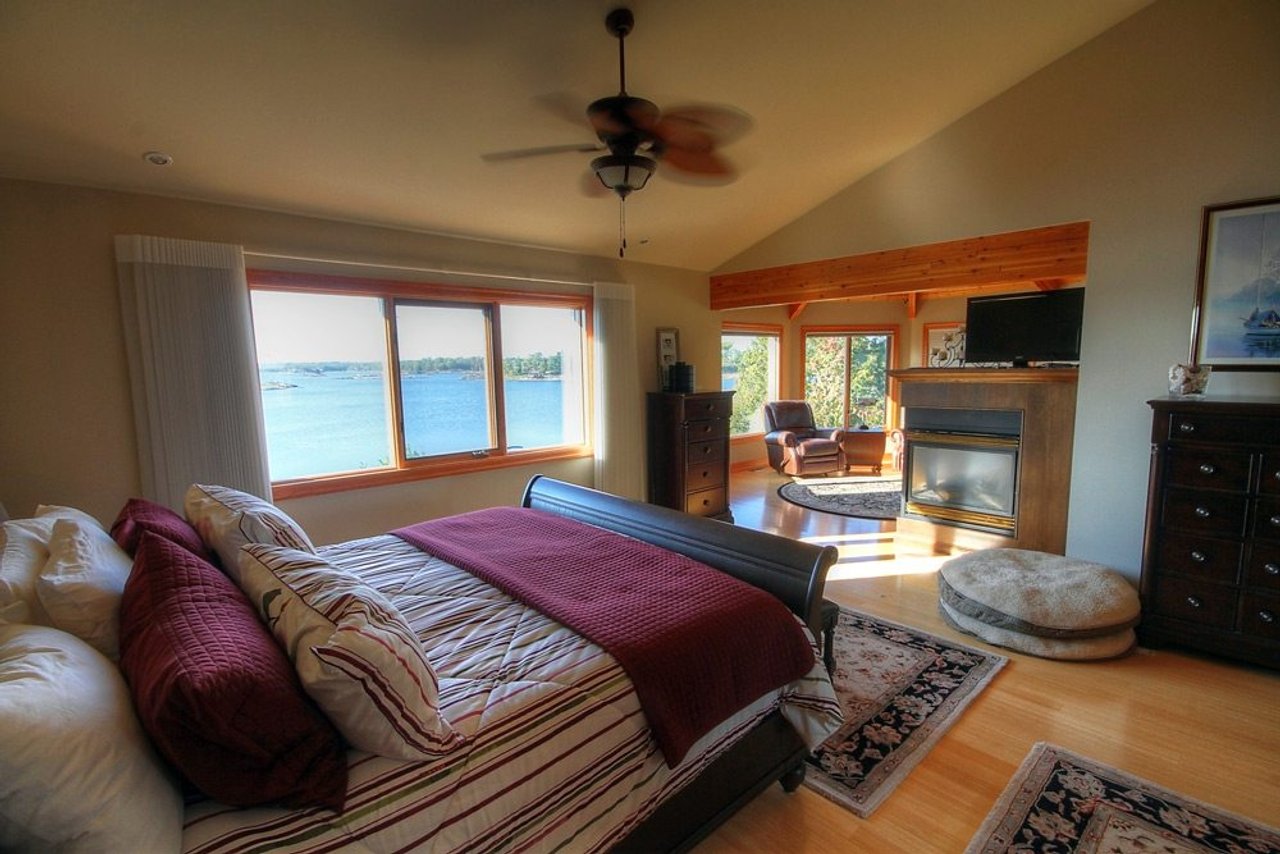 Cottage of the Week: $1.9 million for a high-end Georgian Bay home on a sandy beach