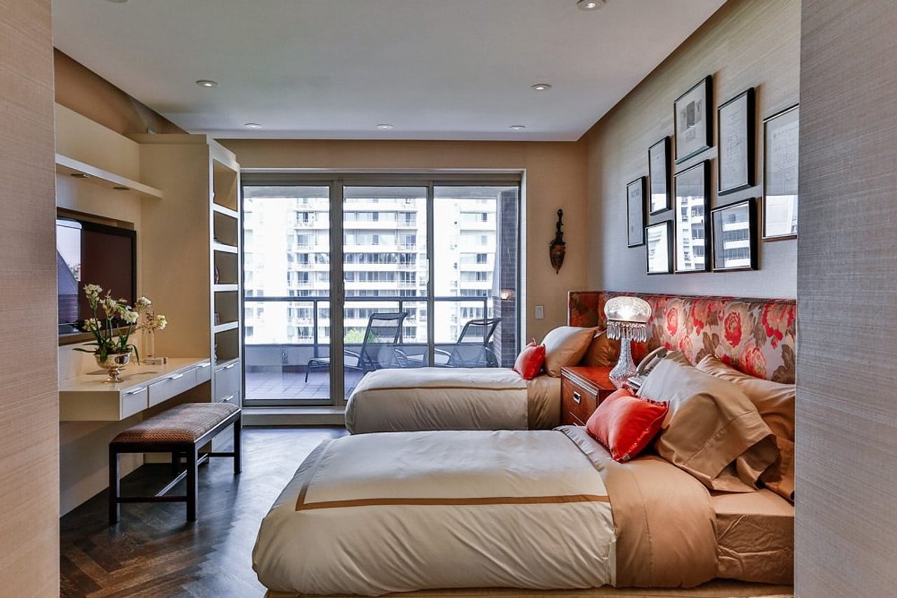 Condo of the Week: 33 Jackes Avenue, Suite 801