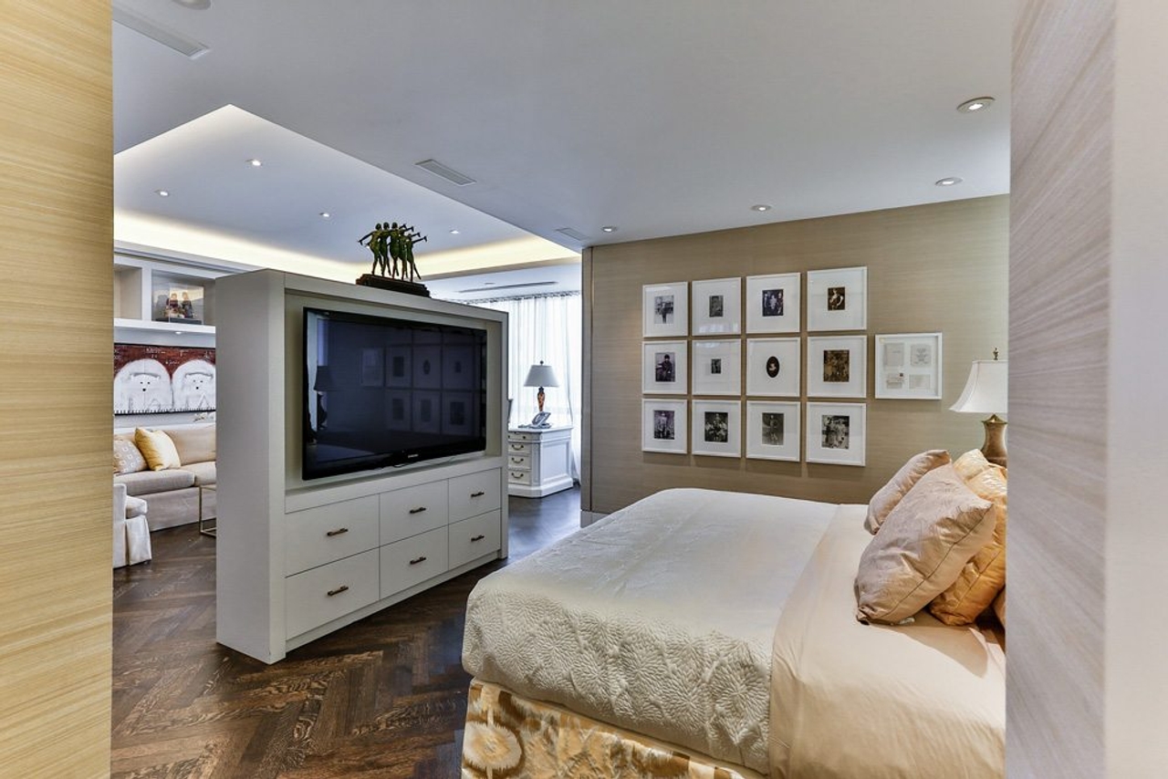Condo of the Week: 33 Jackes Avenue, Suite 801