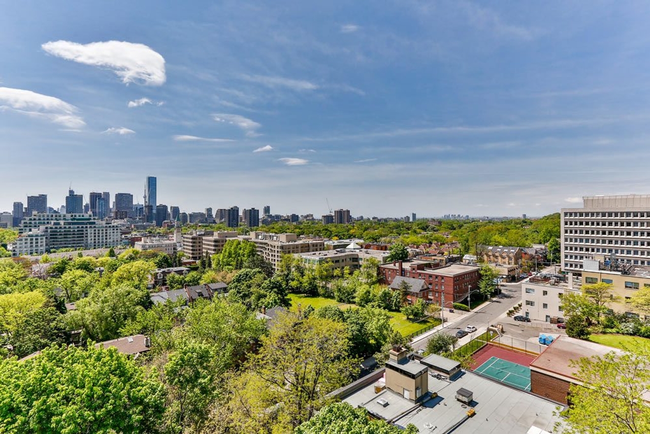 Condo of the Week: 33 Jackes Avenue, Suite 801