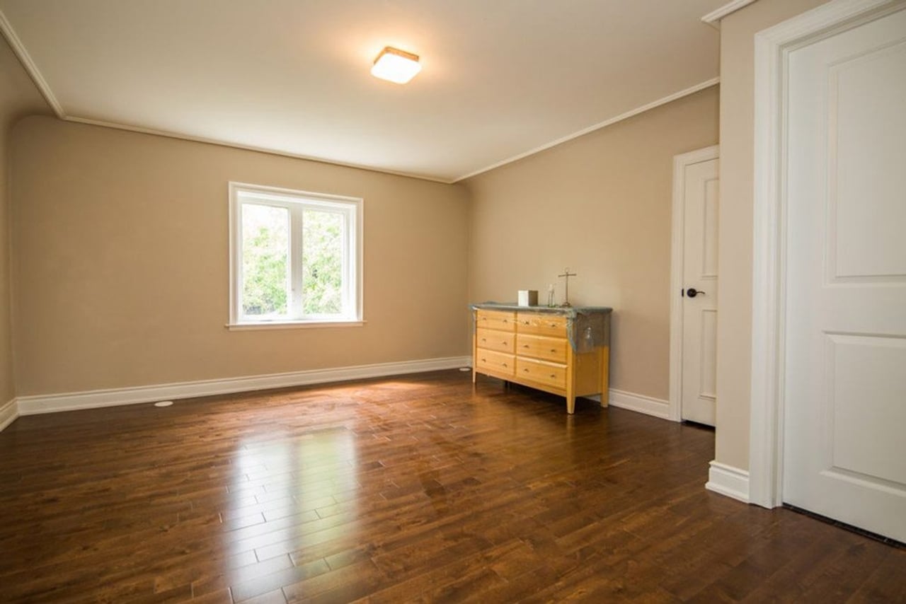 House of the Week: 11 Lamont Avenue