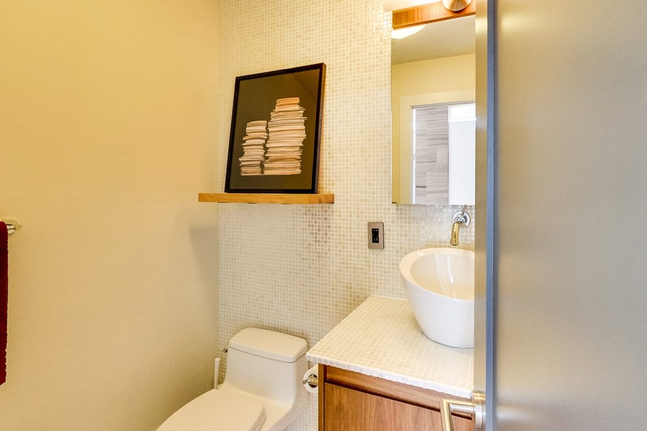 Condo of the Week: 21 Scollard Street
