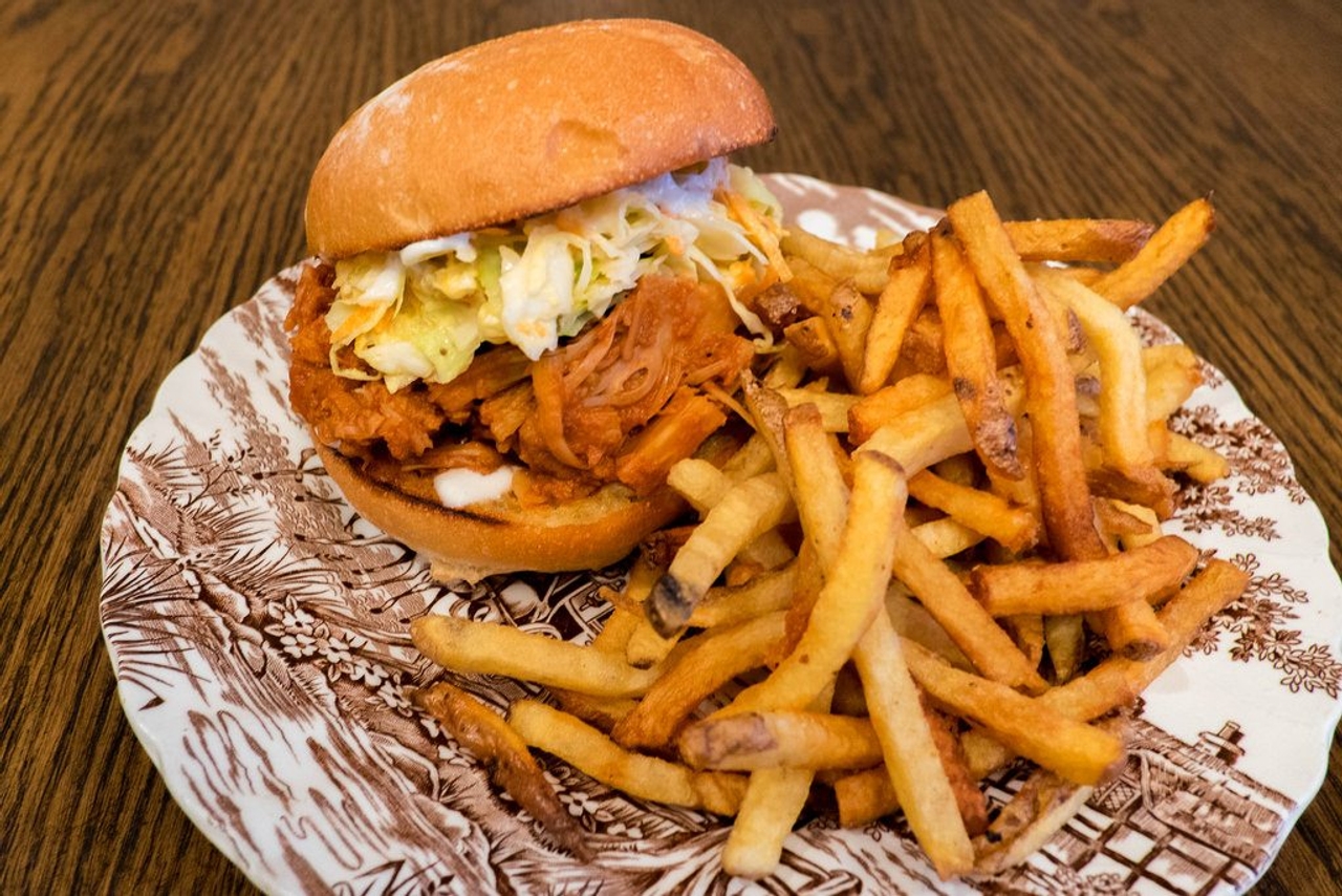 Introducing: Porter House, a new vegan pub on Dundas West