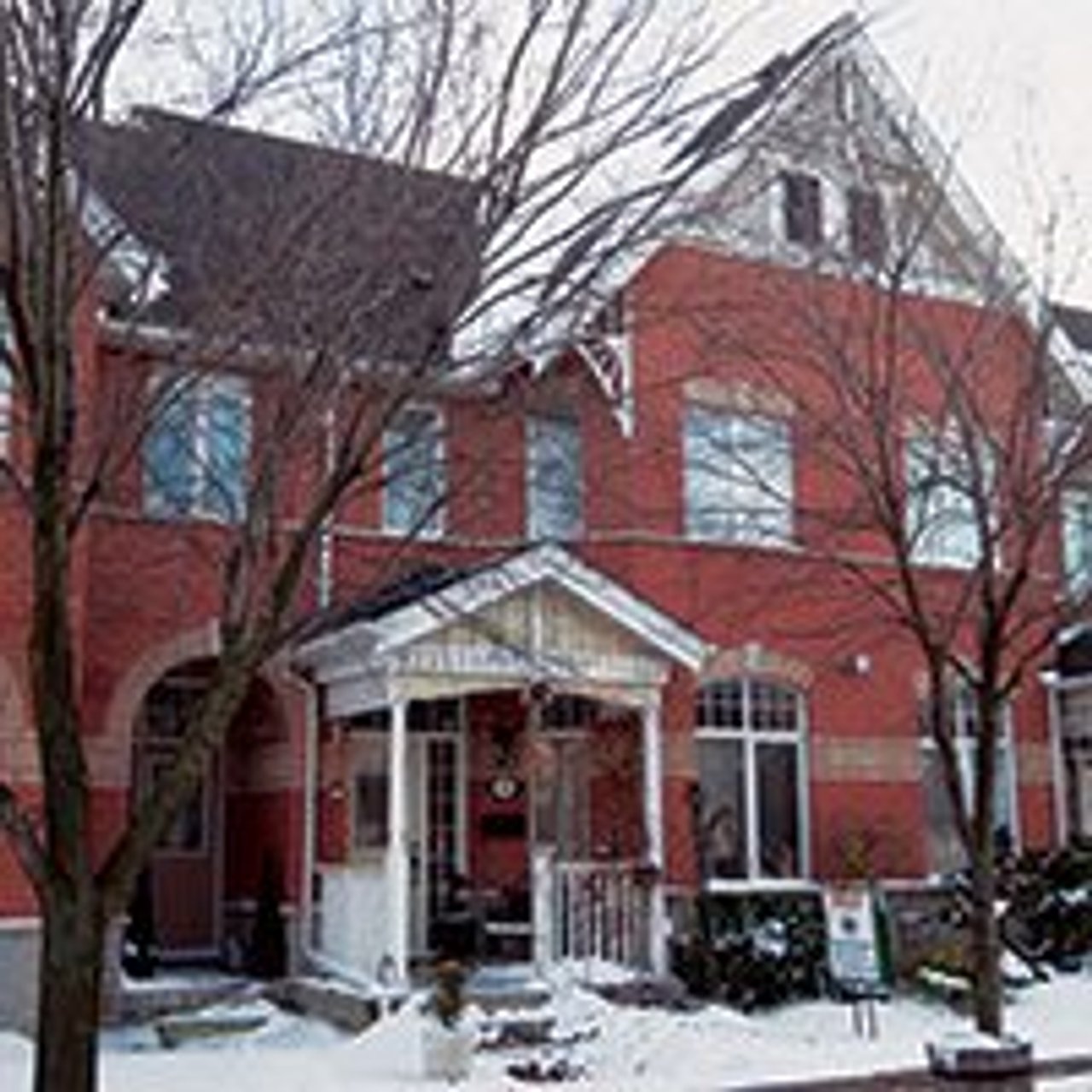 The Chase: They had $400K and were willing to look anywhere in the GTA. The caveat: no condos