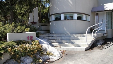 Sale of the Week: the $1.85-million Lansing luxury home that proves even '80s design can stand the test of time
